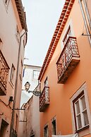 Flat by Sao Jorge Castle
