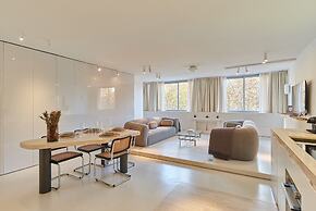 Sublim Apartment on Avenue Montaigne/eiffel Tower
