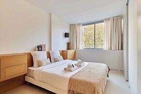 Sublim Apartment on Avenue Montaigne/eiffel Tower