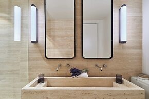 Sublim Apartment on Avenue Montaigne/eiffel Tower