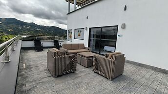 The Palms Hotel