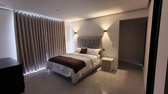 The Palms Hotel