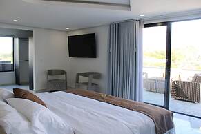 The Palms Hotel