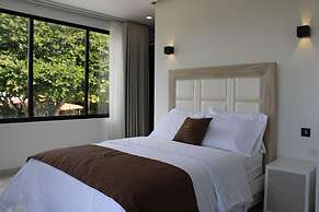 The Palms Hotel
