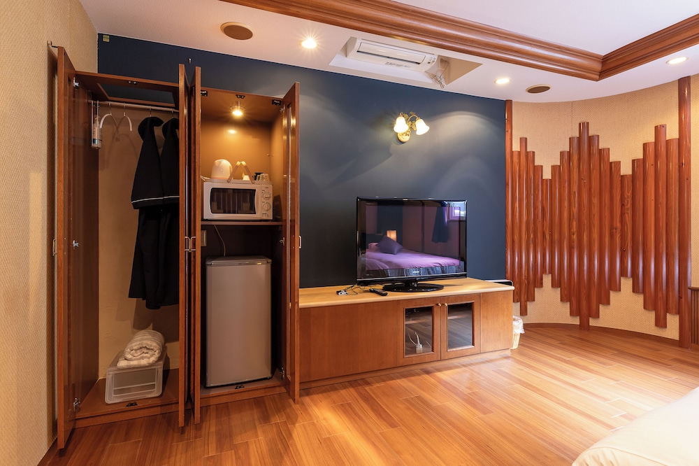 HOTEL FURANO VERDE
