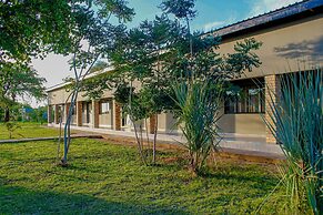 Tou Safari Lodge