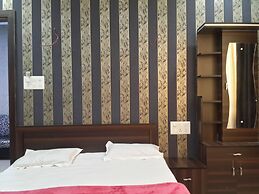 Hotel Holiday Era Lodging