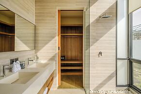 Villa Gaudi Dua by DVH Luxe Retreats 2BR