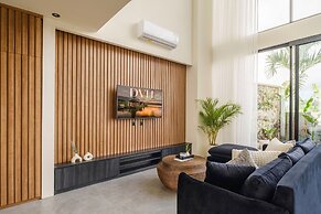Villa Gaudi Dua by DVH Luxe Retreats 2BR