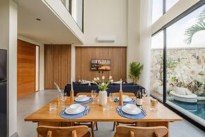 Villa Gaudi Dua by DVH Luxe Retreats 2BR