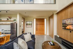 Villa Gaudi Dua by DVH Luxe Retreats 2BR