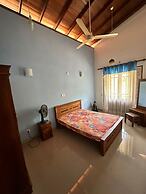 Albion Nest  Galle