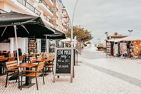 Lisbon Gem, Walk to Chiado