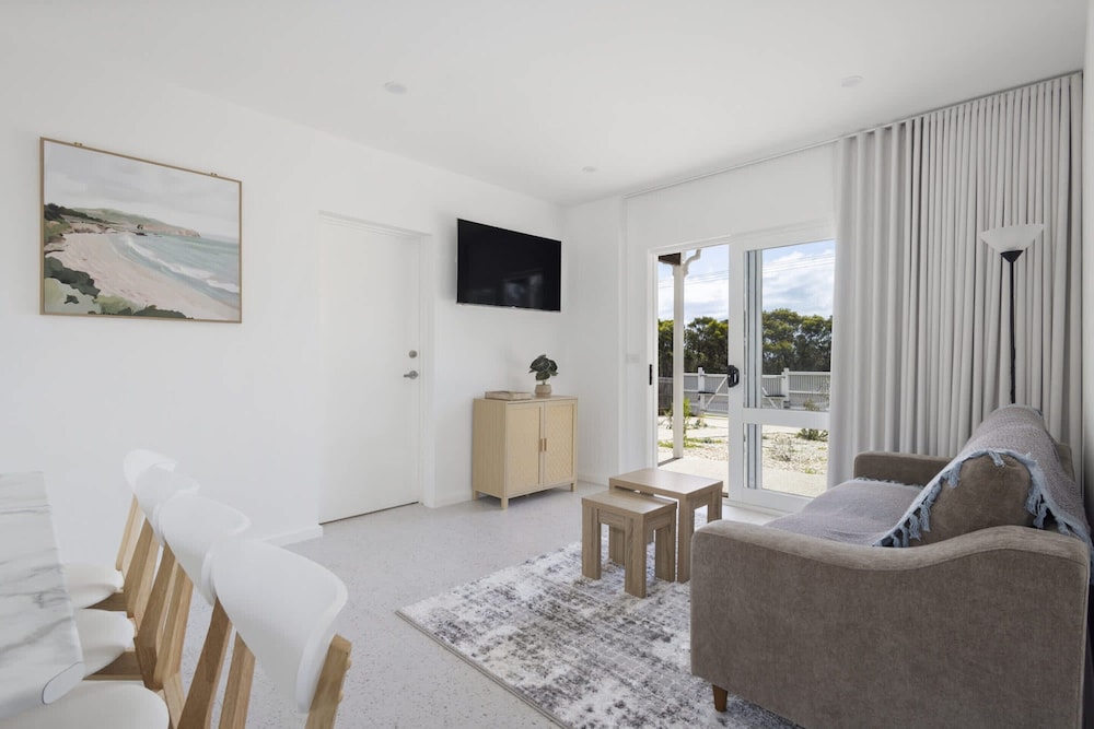 Peaceful 2-bed Apartment in Coastal Mccrae