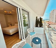 SCHIAVON BEACH PALACE