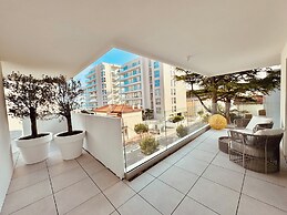SCHIAVON BEACH PALACE