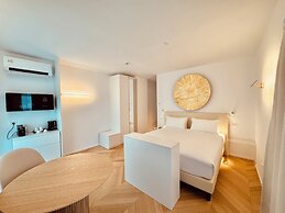 SCHIAVON BEACH PALACE