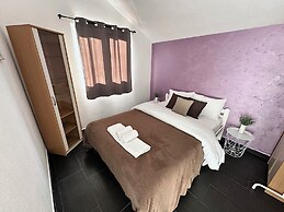 Zaliv Apartments