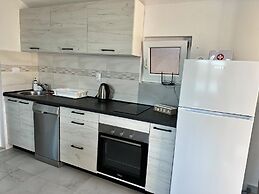 Zaliv Apartments