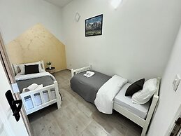 Zaliv Apartments