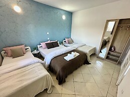 Zaliv Apartments