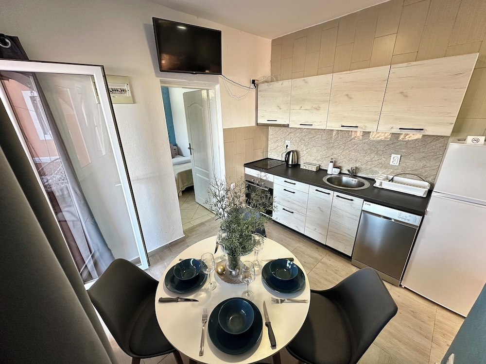 Zaliv Apartments