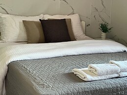 Zaliv Apartments