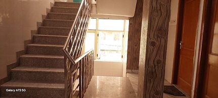 NEW CHANDU INN