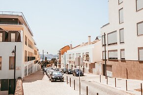Lisbon Stay Near Palace