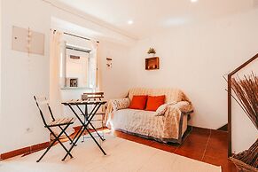 Lisbon Stay Near Palace