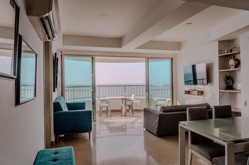 Palmetto Resort BeachView