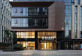 The Hotel V Hongqiao