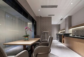 The Hotel V Hongqiao
