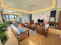 Seaview Garden Hotel & Residences