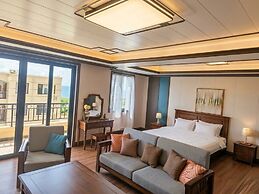 Seaview Garden Hotel & Residences