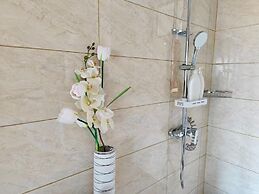 Seaview Garden Hotel & Residences