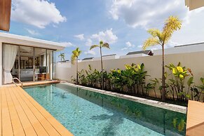Famous Resort Calm Area Near Beach V277