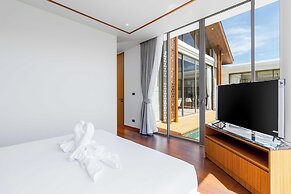 Famous Resort Calm Area Near Beach V277