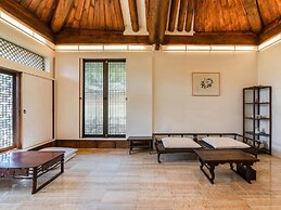 Rakkojae Hahoe Hanok Hotel