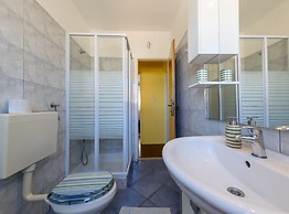 Holiday Home Mirta