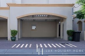 LUX The Serene Springs Villa