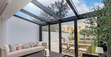 LUX The Serene Springs Villa