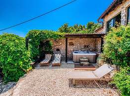 Holiday Home Villa Rokov