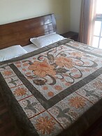 Aristo Clouds King Suite