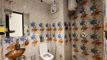 Hotel Silky Palace