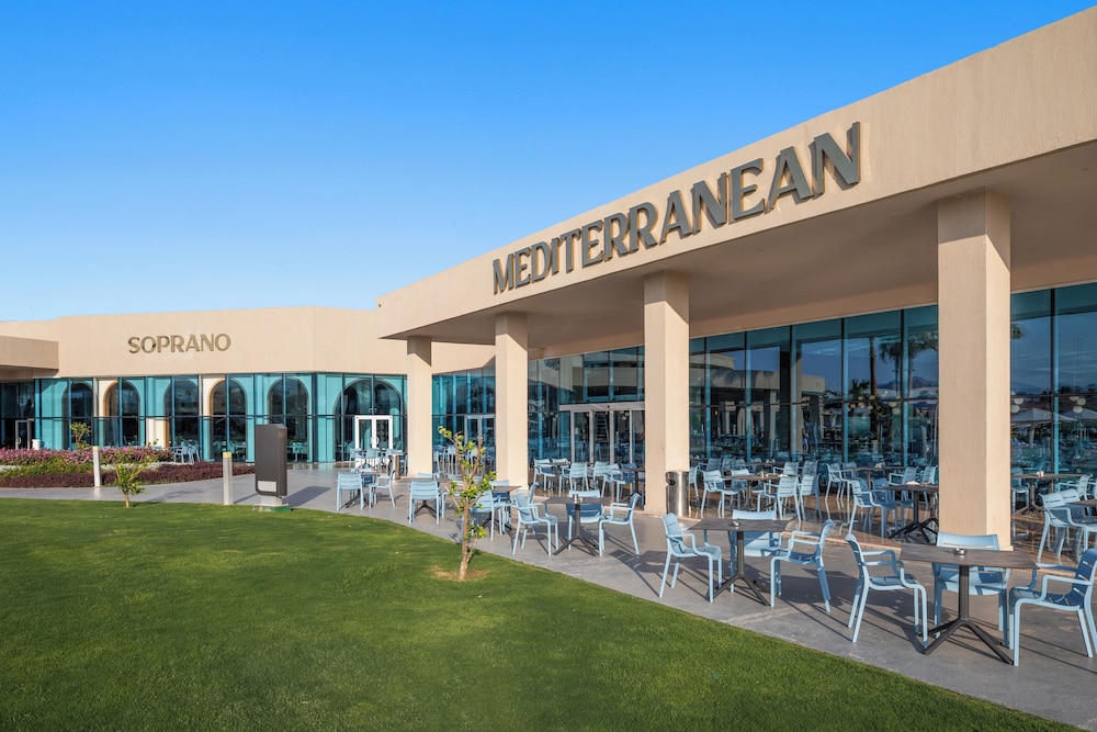 Pickalbatros Golf Luxury Suites