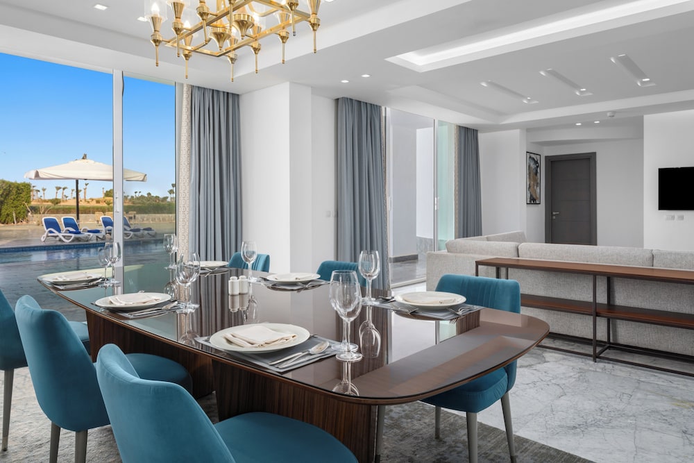 Pickalbatros Golf Luxury Suites