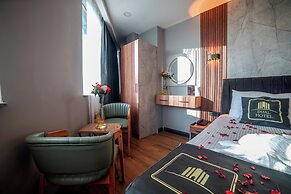 Dual Hotel
