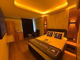 Dual Hotel