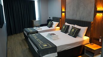 Dual Hotel